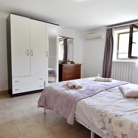 Vila Vesna Ferienhaus
